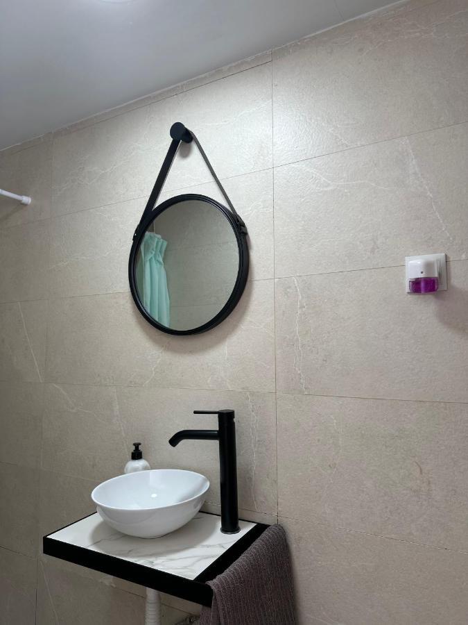 Malaga Inn Apartaments Exteriér fotografie